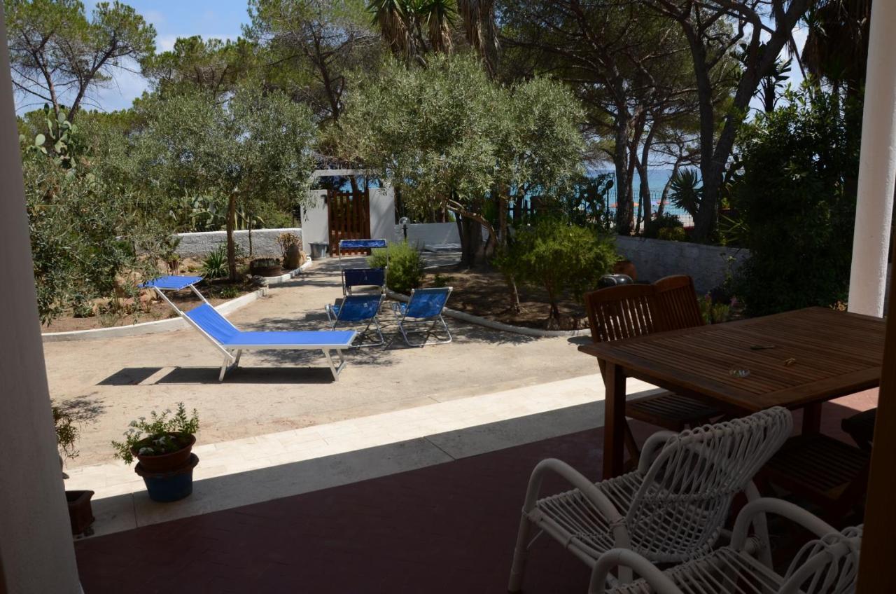 Apartments Villa Corrias Cala Liberotto Extérieur photo